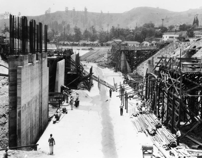 Channelization begins in earnest with the construction of a bridge across the Arroyo Seco at Avenue 43,1938